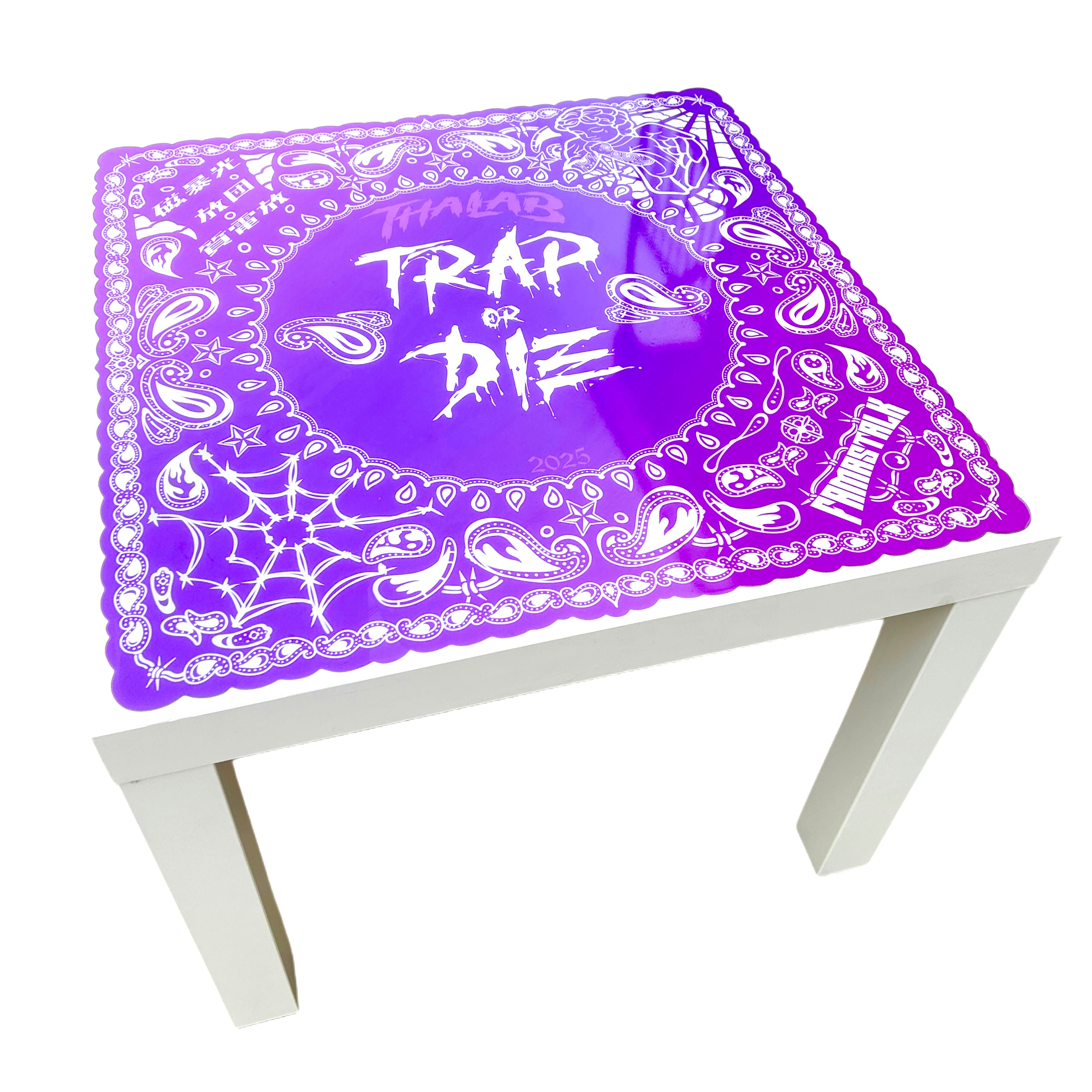 TRAP OR DIE RESIN TABLE -50X50CM W